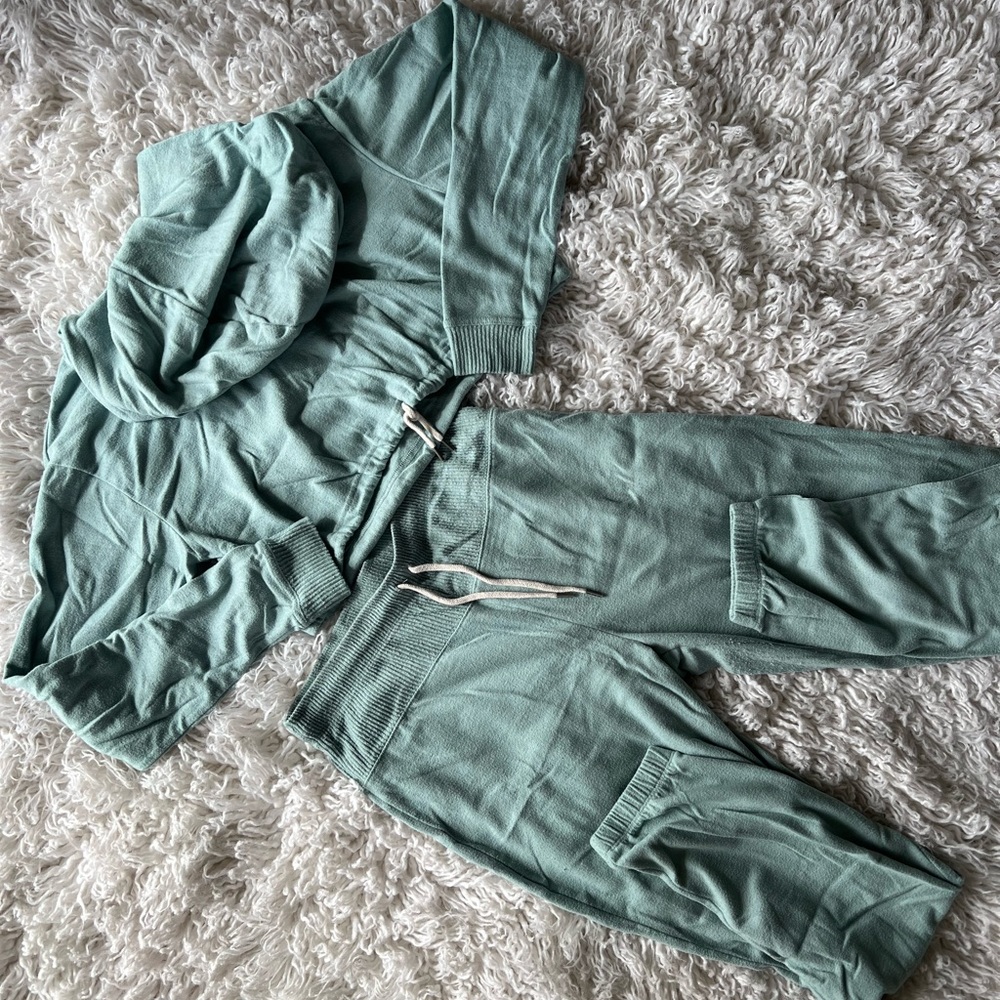 Urban Outfitters ‘Out From Under’ matching set